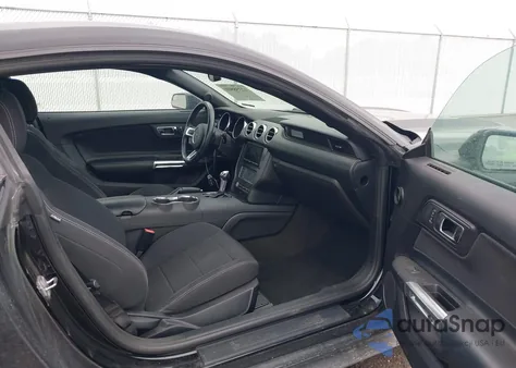 2017 Ford Mustang V6 z USA, uszkodzony, nr VIN 1FA6P8AMXH5335695